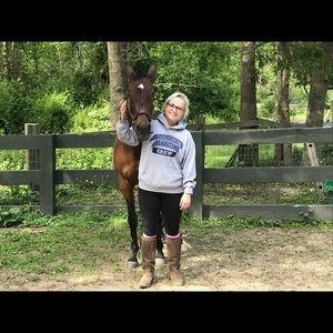 Meet your Posher, Tess